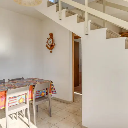 A 50 M Dal Mare Climatizzato Con Vista Mare Apartment *